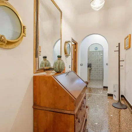 Gorgeous In With Kitchen Apartment Camogli